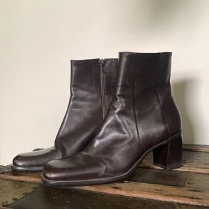 Gianni Bono Brown Ankle Zip Square tow booties